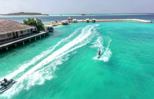 Hudhuran Fushi water sports