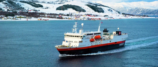 Following its refresh in 2019 and 2022, MS Vesterålen boasts bright, casual public spaces and lounges.